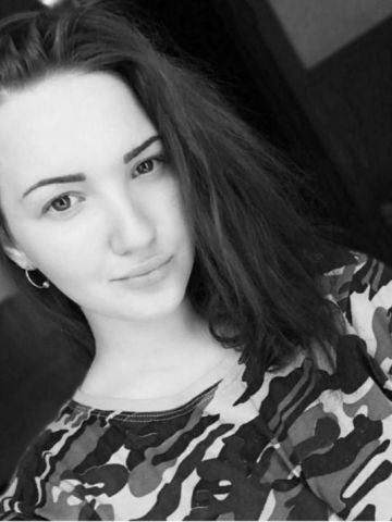 Лена Длинноногая Блондинка